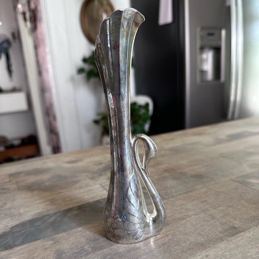 Vintage Silver Swan bud vase